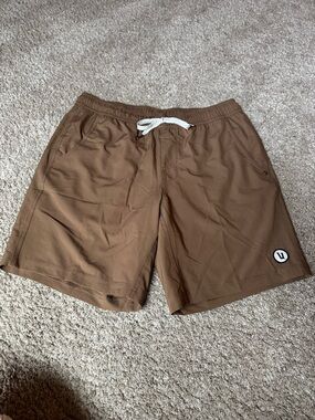 Vuori Men's Kore Shorts Lined 7”